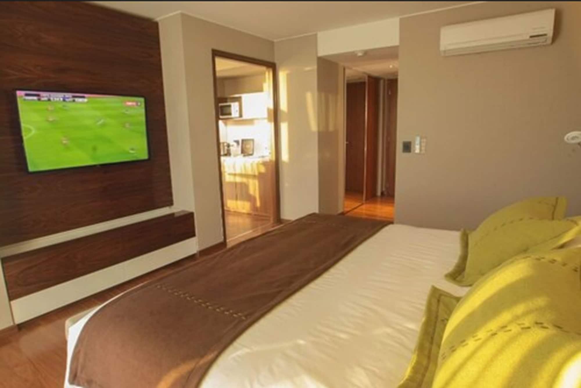 Yrigoyen 111 Hotel Кордова Экстерьер фото