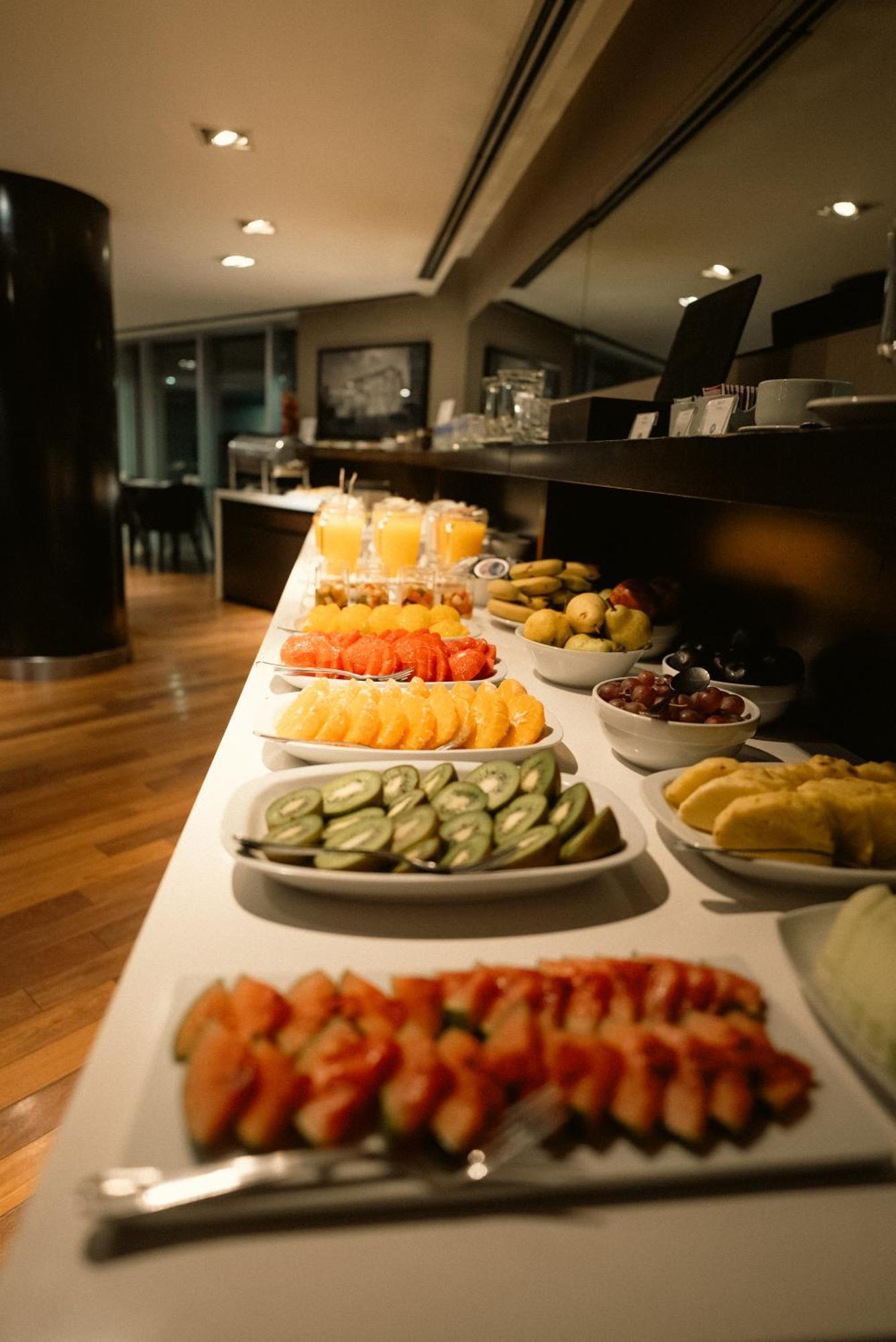 Yrigoyen 111 Hotel Кордова Экстерьер фото