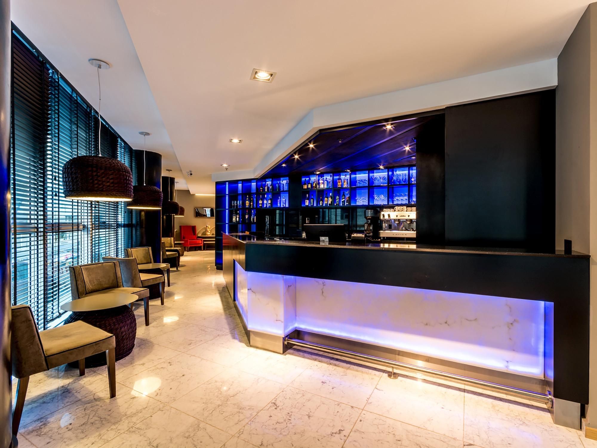 Yrigoyen 111 Hotel Кордова Экстерьер фото